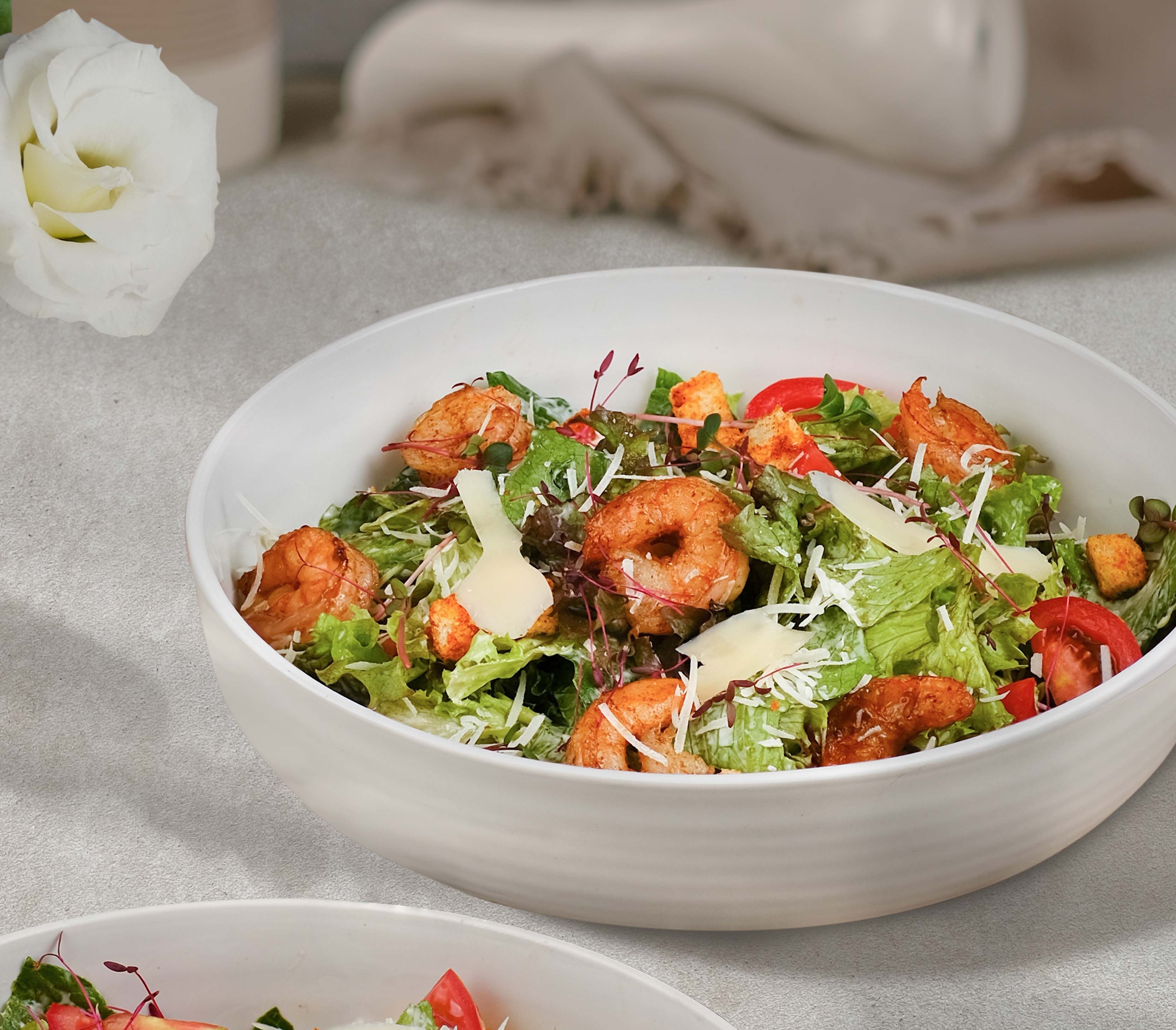 Caesar salad with Shrimps